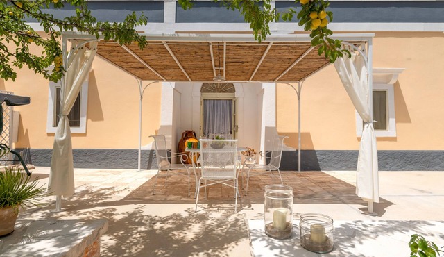 Cottage 'Fior Di Cappero' with Wi-Fi