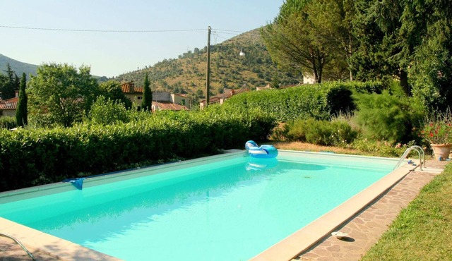 Cottage in Lucca with Pool & Countryside Charm