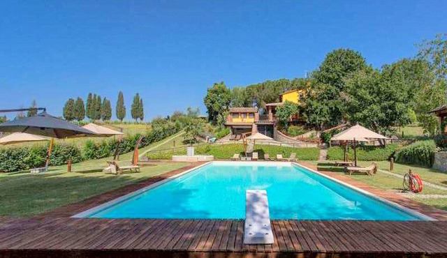 Cottage in Tuscany with Pool & Sauna