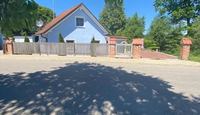 Cottage located directly on the water