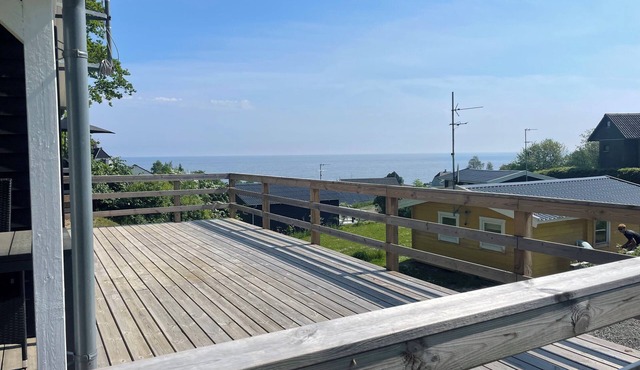 Cottage with a View- 5 min. from beach