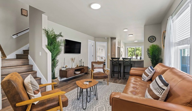 Country Charm with a modern touch, 3 bd/2 bath