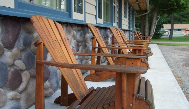 Country Club Motel