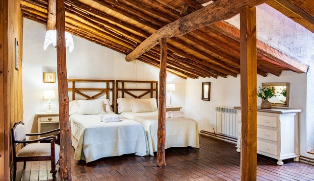 Country House 'Casa Obdulia' with Private Terrace and Wi-Fi