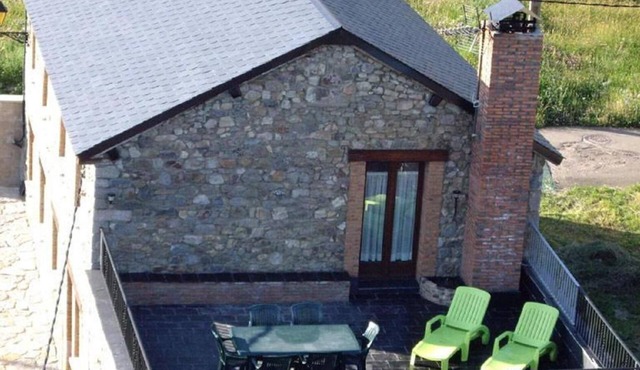 Country House 'La Terraza Del Valle' with Mountain View, Shared Terrace and Wi-Fi
