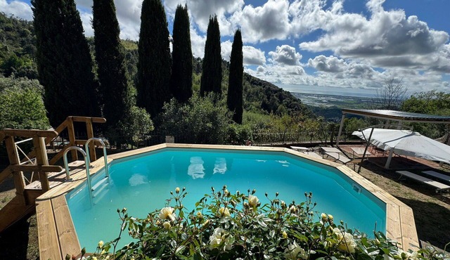 Country House/Farm House in Chiatri with 3 bedrooms sleeps 5