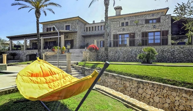 Country House in Ariany with Private Pool