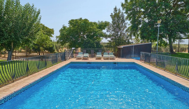 Country House 'La Cabaña Piscina Y Jardín' with Private Pool and Air Conditioning