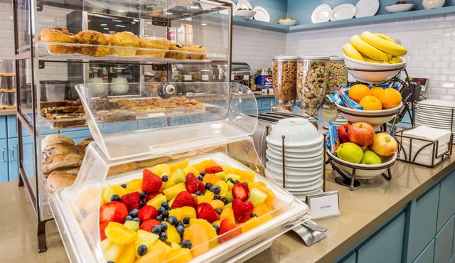 Country Inn & Suites by Radisson, Cookeville, TN