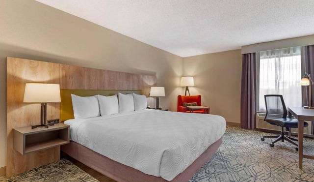 Country Inn & Suites by Radisson, Atlanta Galleria-Ballpark, GA