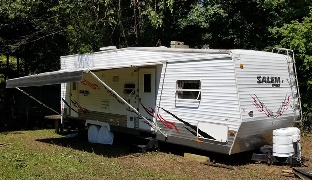 Country RV Getaway on Your Own Beautiful Grassy Field