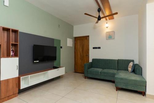 Couple friendly apartment