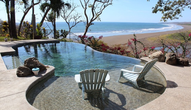 Couples Hideaway Penthouse, Best Beach View Possible! Within Wildlife Refuge