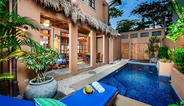Courtyard 6, private pool, 3 Beds Villa across the street from the beach