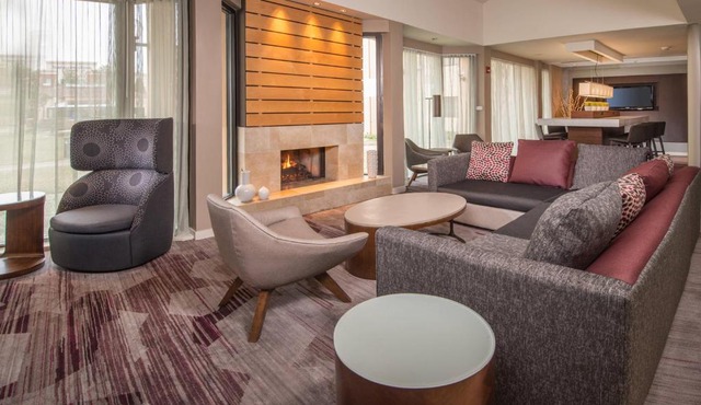 Courtyard By Marriott Baltimore BWI Airport