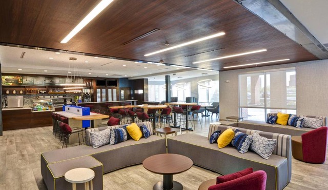 Courtyard by Marriott Long Island Islip/Courthouse Complex
