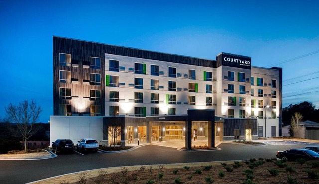 Courtyard by Marriott Atlanta Vinings/Galleria