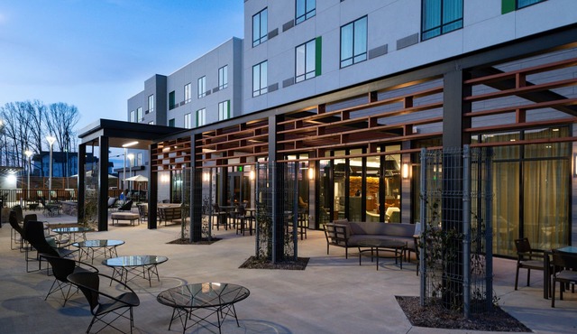 Courtyard by Marriott Charlotte Steele Creek