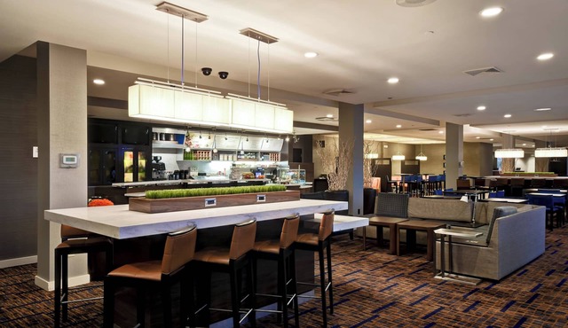 Courtyard By Marriott Cape Cod Hyannis
