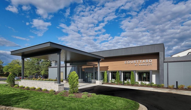 Courtyard by Marriott Chicago Lincolnshire