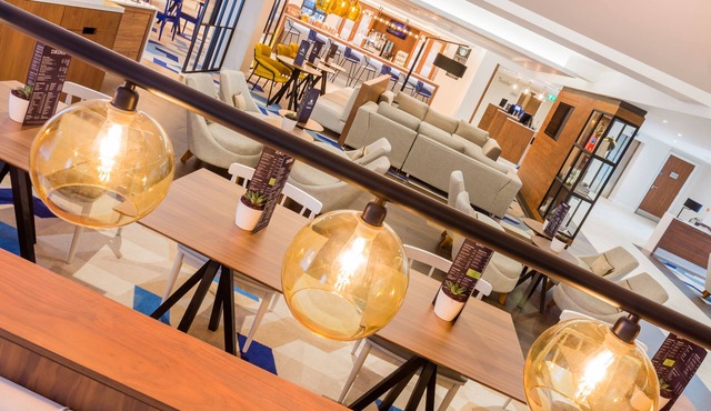 Courtyard by Marriott Glasgow Airport