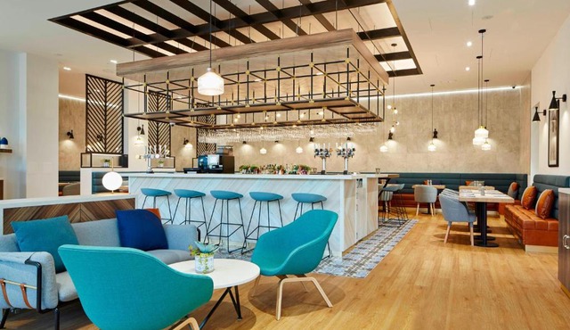 Courtyard by Marriott Luton Airport