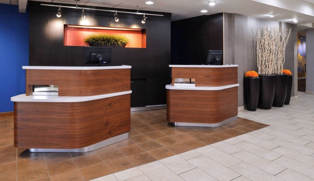 Courtyard by Marriott Milwaukee Brown Deer