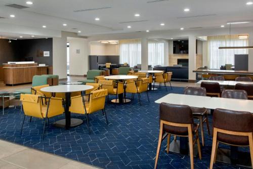 Courtyard by Marriott New Haven Orange