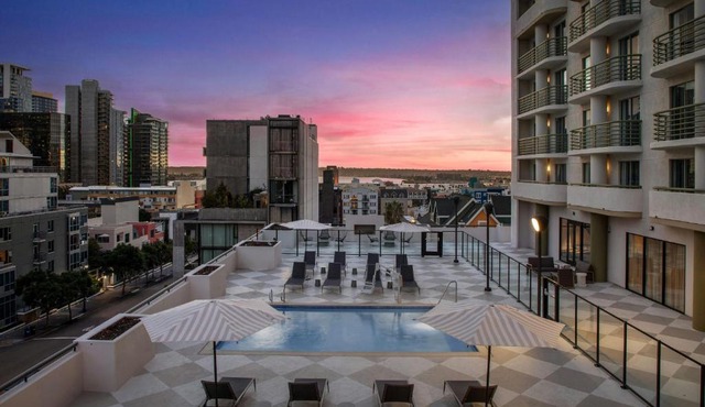 Courtyard by Marriott San Diego Downtown Little Italy