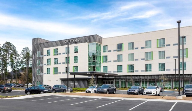 Courtyard by Marriott Savannah Airport