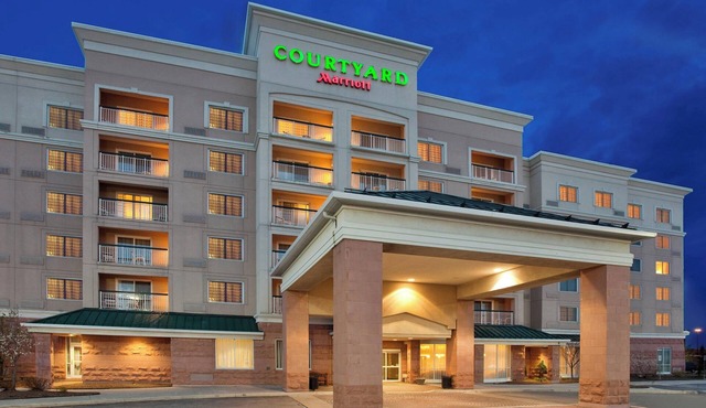 Courtyard by Marriott Toronto Vaughan