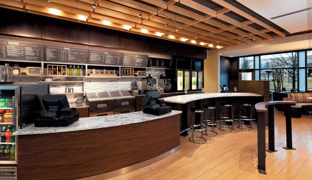 Courtyard by Marriott Indianapolis Downtown