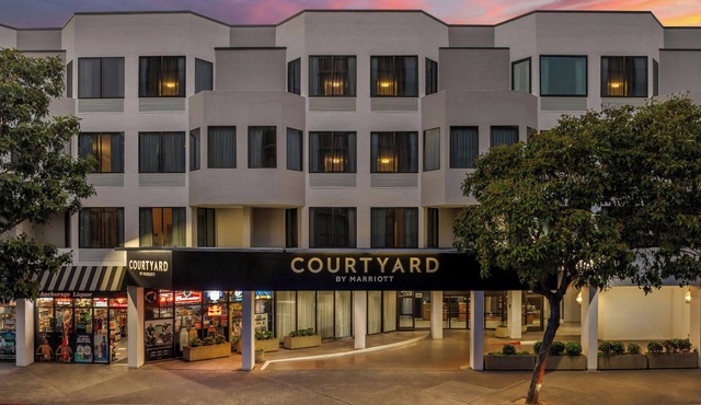 Courtyard by Marriott San Francisco Fisherman's Wharf