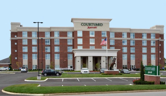 Courtyard by Marriott Youngstown Canfield
