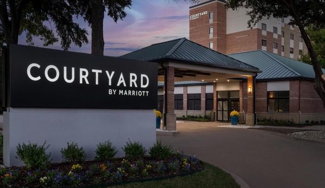 Courtyard Dallas Addison Quorum Drive