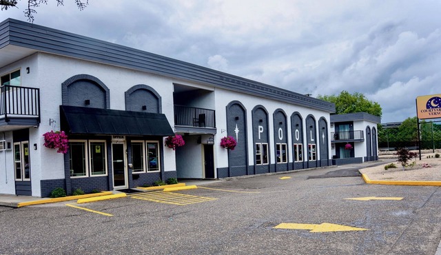 Courtyard Inn Vernon