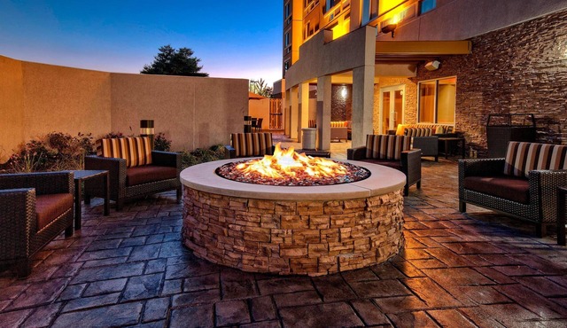 Courtyard Westbury Long Island