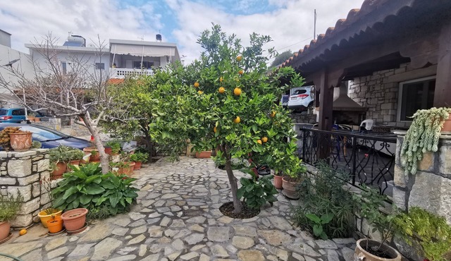 Cozy 1-bedroom apartment in charming Kalo Horio village with AC