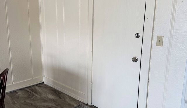 Cozy 1-bedroom apartment in soothing Devils Lake with AC close to many amenities