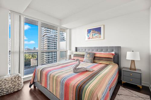 Cozy 1 Bedroom Dunfield Ave