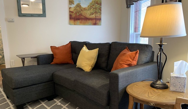 Cozy 1 bedroom.