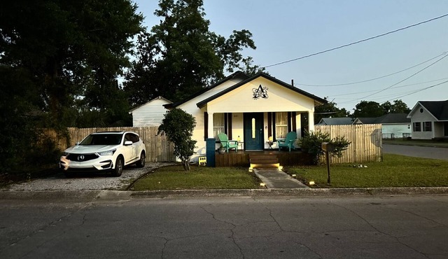 Cozy 2 Bedroom home in Pensacola