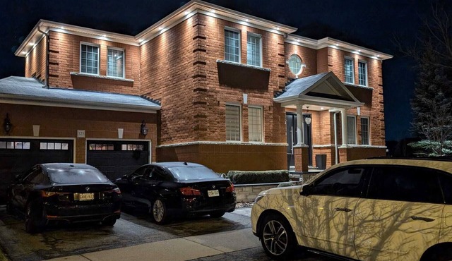 Cozy 2-bedroom lower-level apartment in Milton