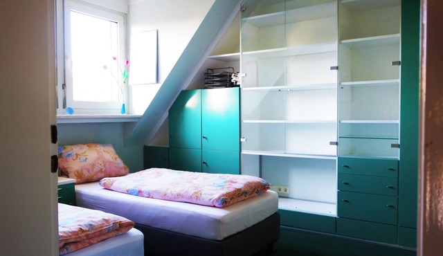 Cozy 2-room apartment in Düsseldorf R10