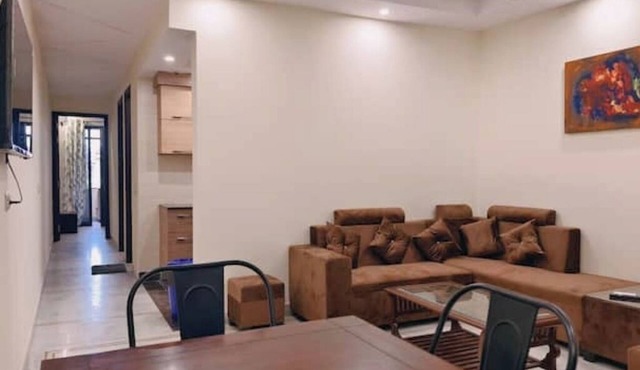 Cozy 2BHK in the Heart of Lajpat Nagar – Steps Away from Everything!