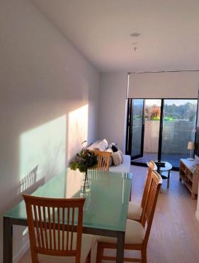 Cozy 2BR, 2bath 2 parking, Pet Friendly, 6 sleep, Woden ,