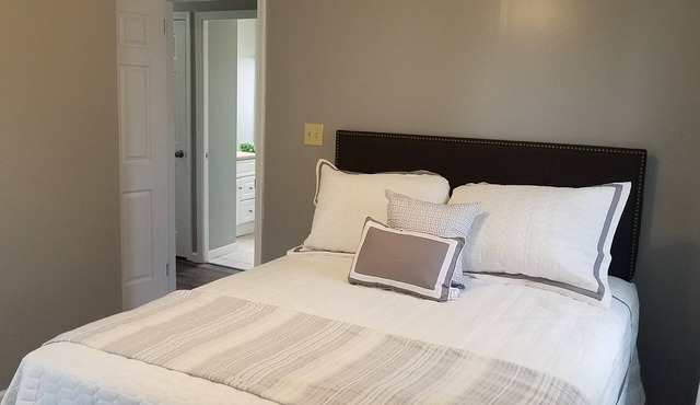 Cozy 3 Bedroom Ranch No steps