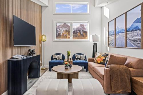 Cozy 3BR Mountainside Haven Near Banff