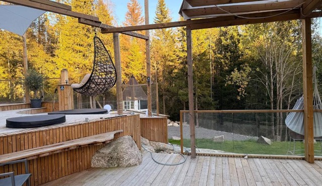 Cozy 6 Bedroom Holiday House in Oslos Countryside