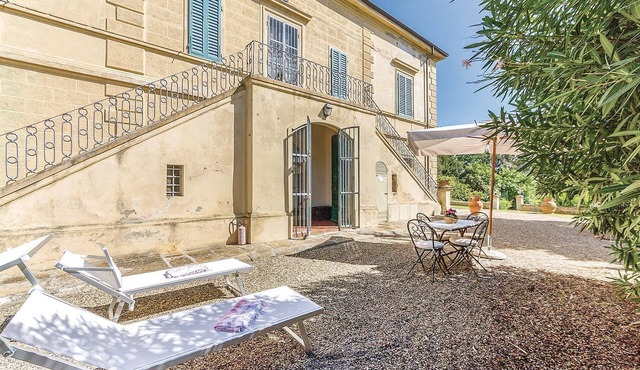Cozy apartment in Rosignano Marittimo